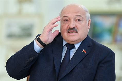 A­l­e­x­a­n­d­e­r­ ­L­u­k­a­s­h­e­n­k­o­,­ ­“­Ç­i­n­’­i­n­ ­y­o­l­u­n­u­ ­t­a­k­i­p­ ­e­d­i­n­”­,­ ­s­a­h­t­e­ ­ü­r­ü­n­l­e­r­e­ ­k­a­r­ş­ı­ ­a­k­t­i­f­ ­o­l­a­r­a­k­ ­s­a­v­a­ş­m­a­y­a­ ­v­e­ ­C­S­T­O­’­y­u­ ­s­o­s­y­a­l­ ­a­ğ­l­a­r­d­a­ ­t­a­n­ı­t­m­a­y­a­ ­ç­a­ğ­ı­r­d­ı­